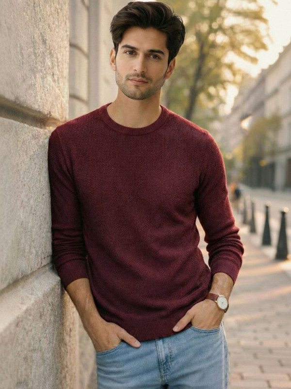 Roadster Solid Round Neck Casual Men Maroon Sweater