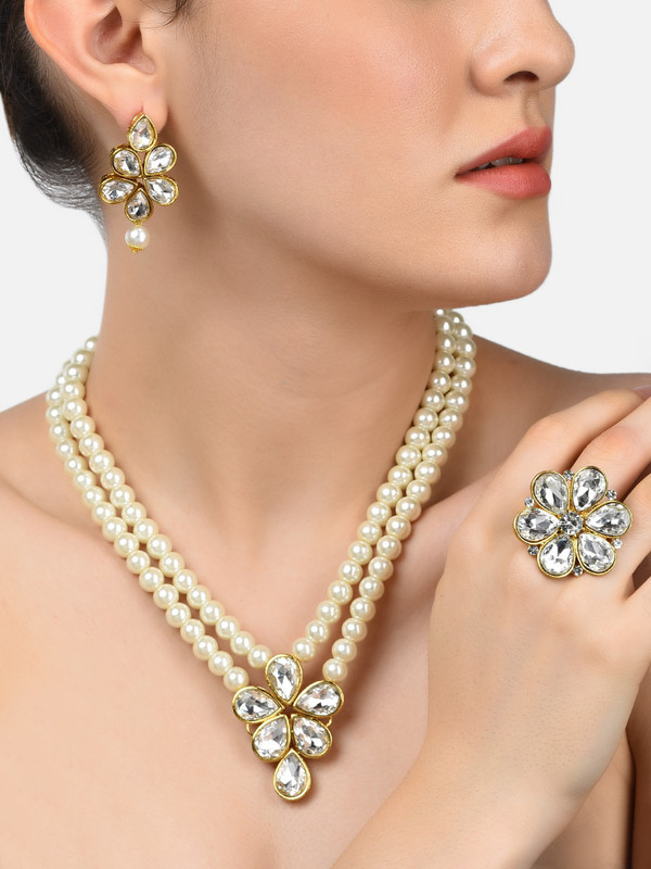 ZAVERI PEARLS Stone Gold-plated Gold Jewellery Set(Pack of 1)